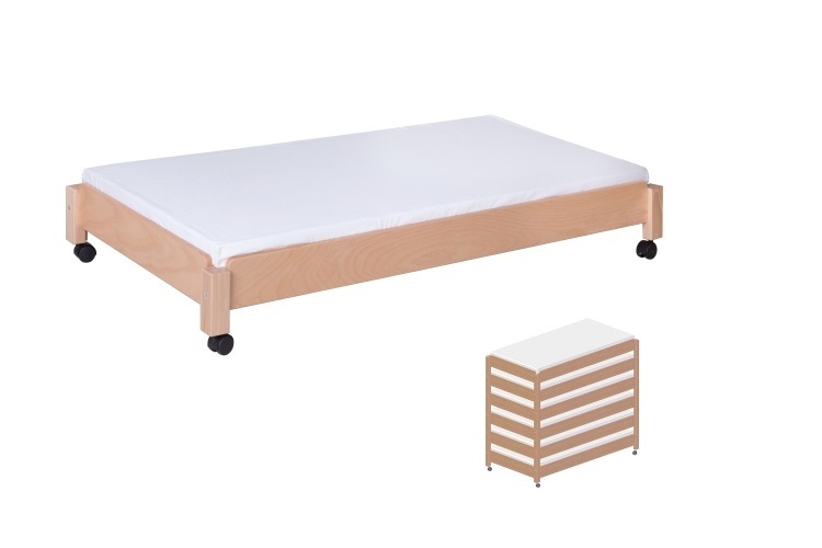 Einrichtung der Schlafzimmer - Stapellliegestühle